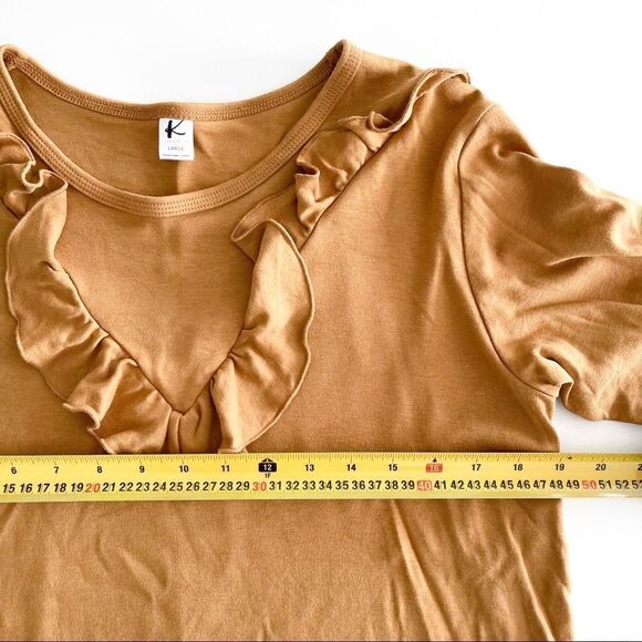 The Kindred Studio (Little & Lively) Mustard Ruffled Top Women's Size Large - Picture 4 of 5